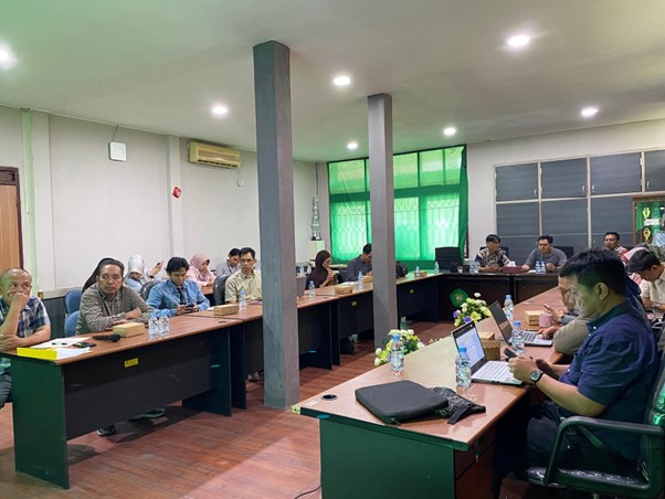 Akselerasi Mutu Alumni: FIB Unmul Gelar Pendampingan Data IKU menuju Target Emas