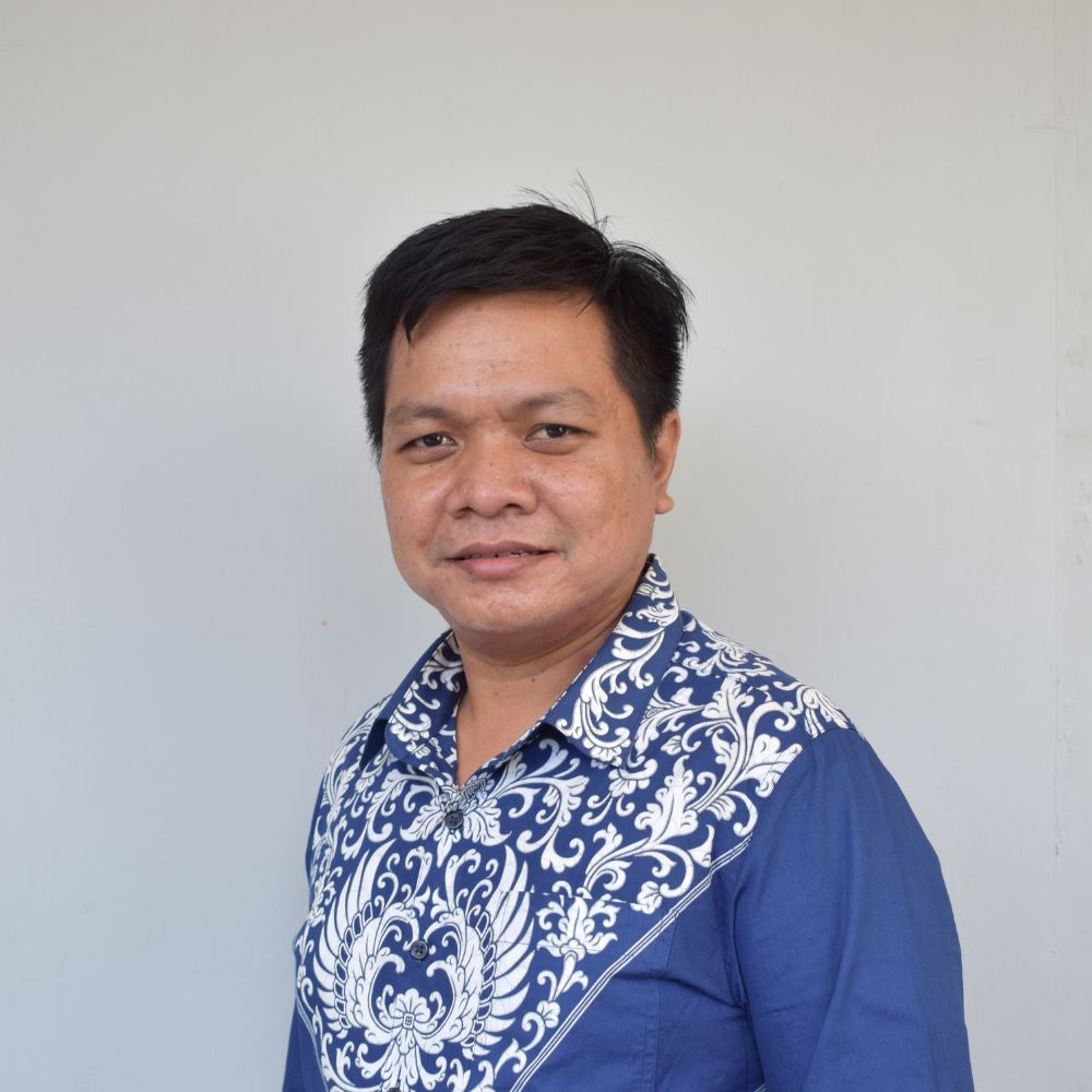 Dr.Li. Aries Utomo, M.Pd.